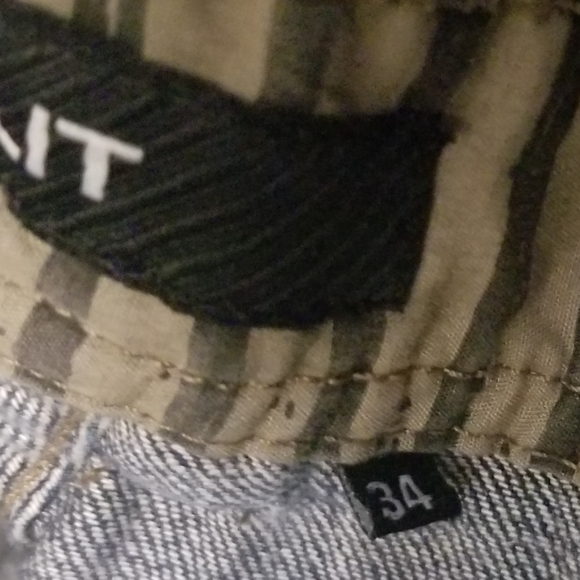 Split jeans - Picture 3 of 5